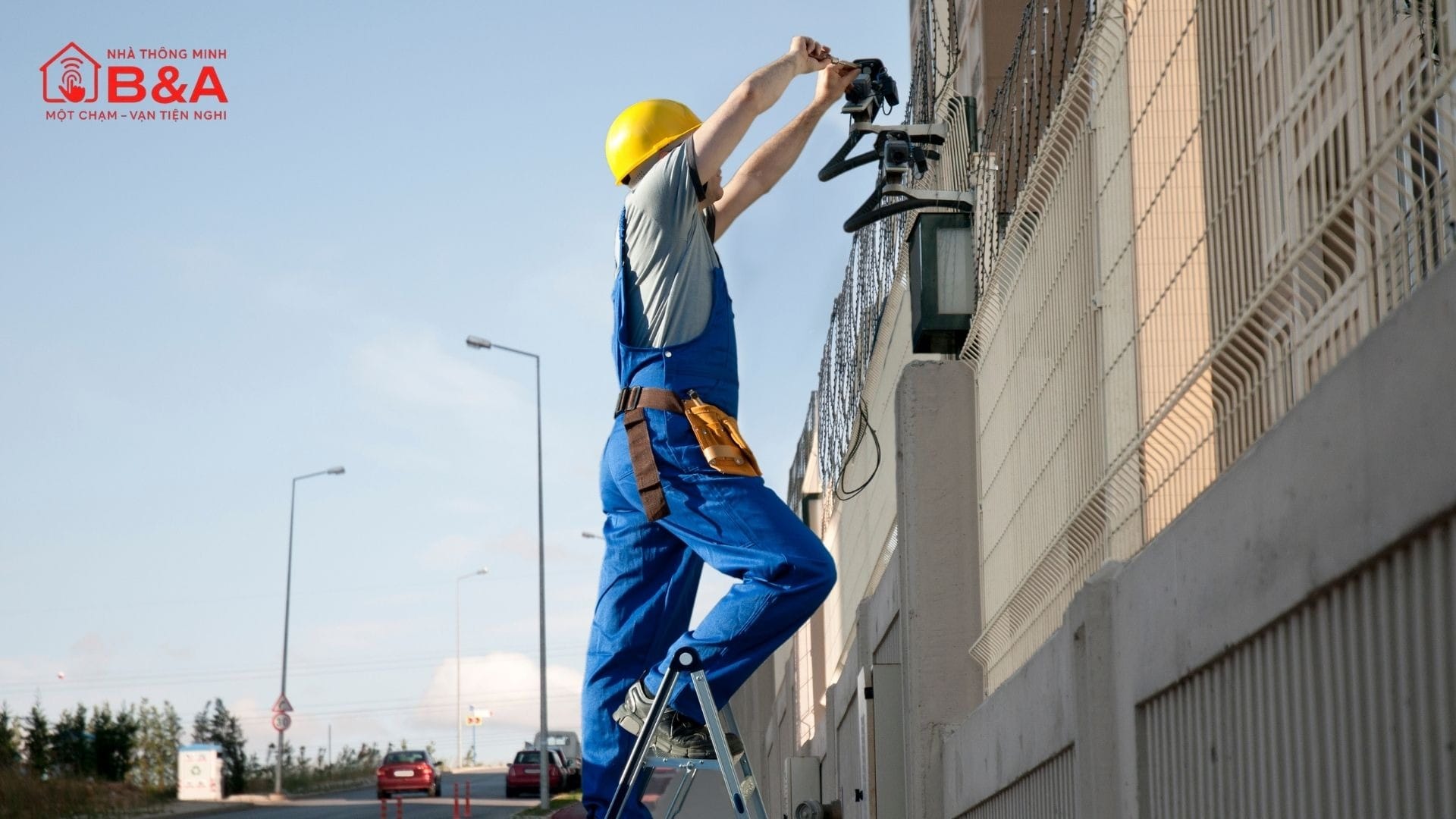 Kinh nghiệm lắp camera ngoài trời giúp hệ thống vận hành bền bỉ và hiệu quả 8 Xác định độ cao lắp đặt tối ưu qua kinh nghiệm lắp camera ngoài trời