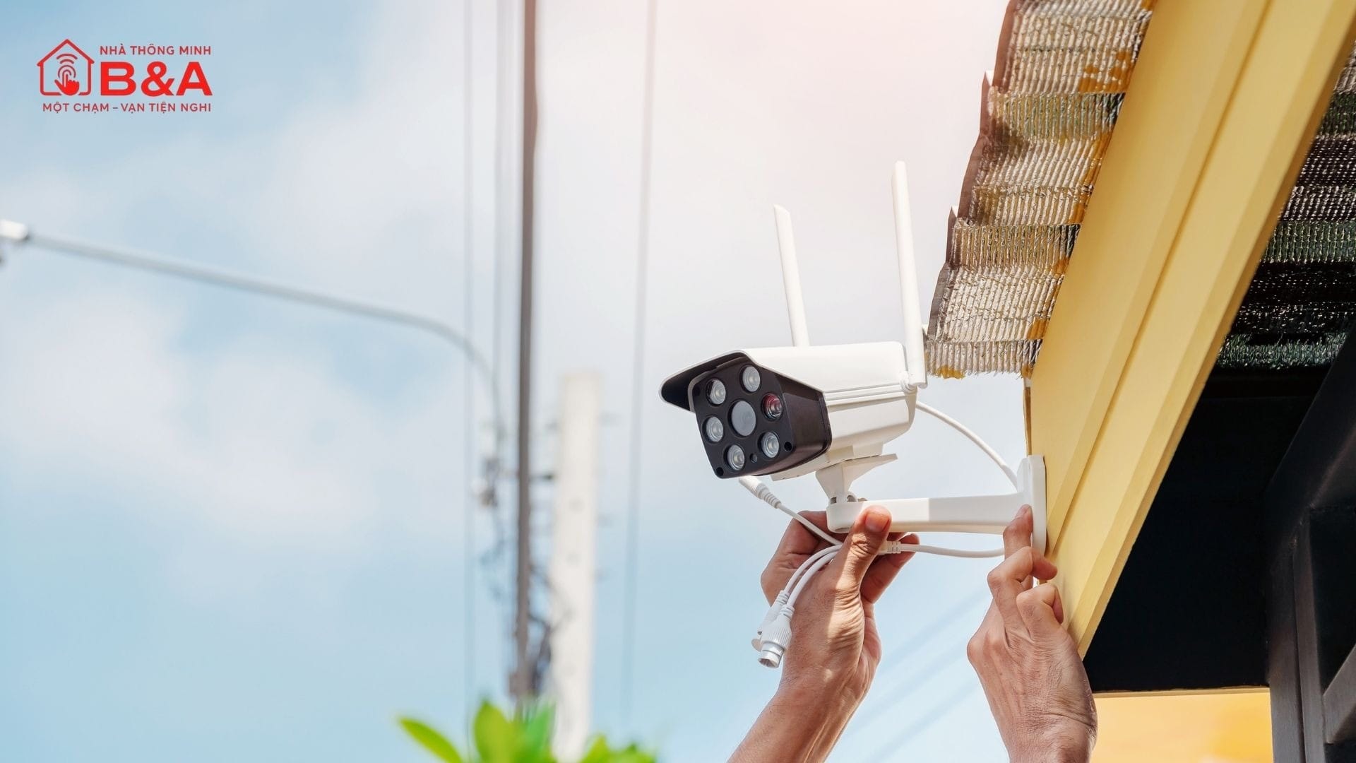 Camera tại cửa hàng và khu vực kinh doanh